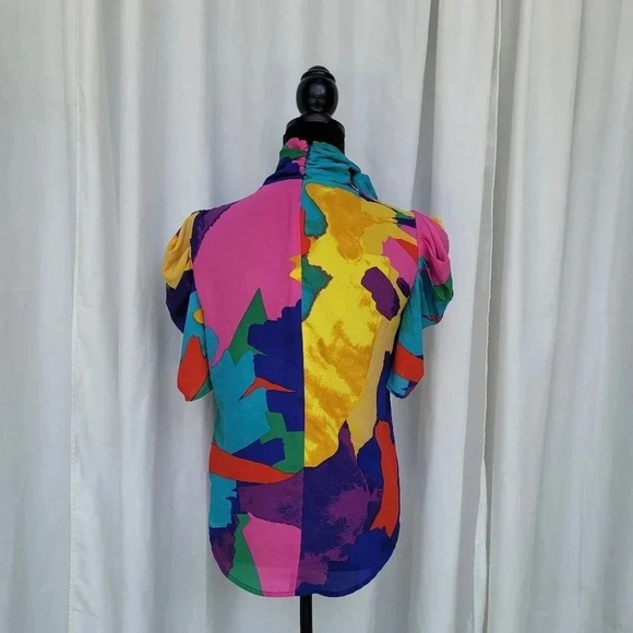 NY & Co Stunning Colorful Blouse Top Button Down Short Sleeve Medium M Bow Neck - Picture 5 of 10